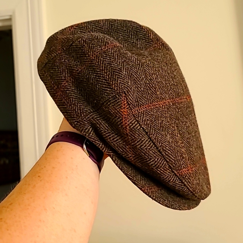 John Hanly Brown Wool Newsboy Cap/Hat Tweed Made in Ireland Men 7 1/8 58 Medium